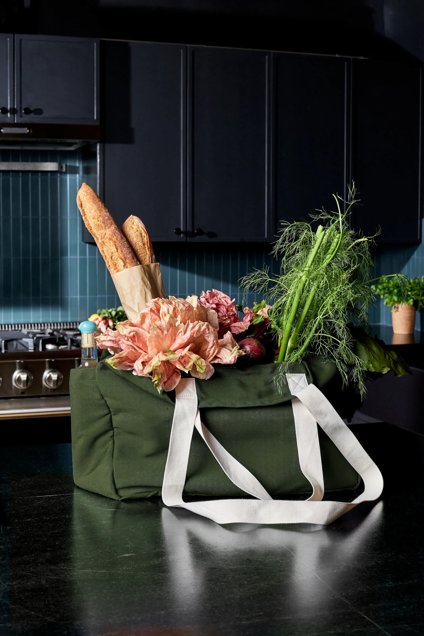 The Everything Everywhere Bag (Forest)